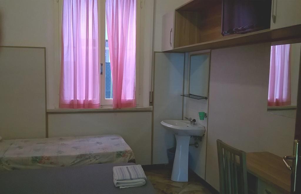 Hotel Parigi Rimini Luaran gambar